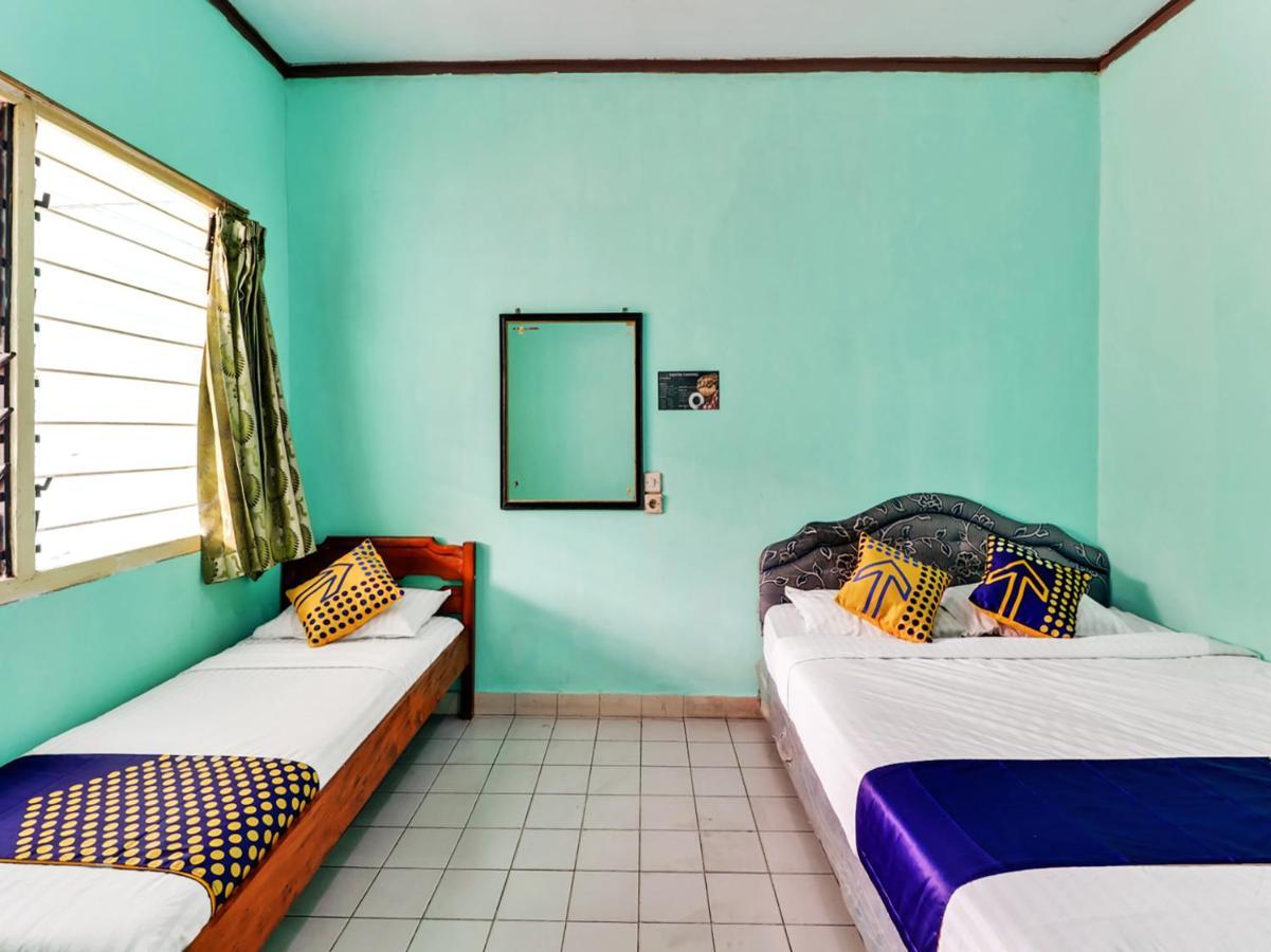 Spot On 90003 Villa Tawang Cianjur Exterior foto